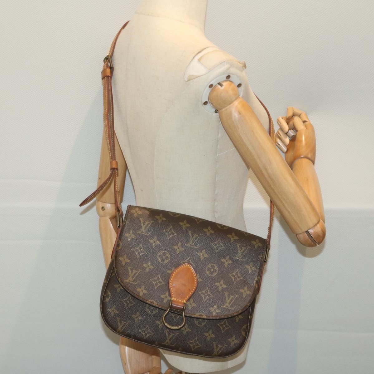 LOUIS VUITTON Monogram Saint Cloud GM Shoulder Bag M51242 LV Auth yk10136