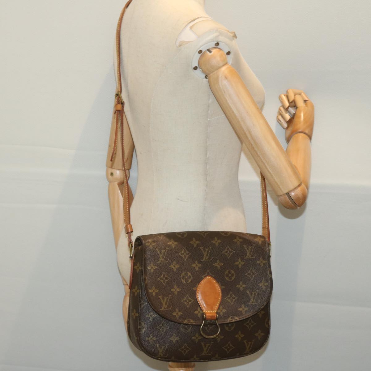 LOUIS VUITTON Monogram Saint Cloud GM Shoulder Bag M51242 LV Auth yk10155