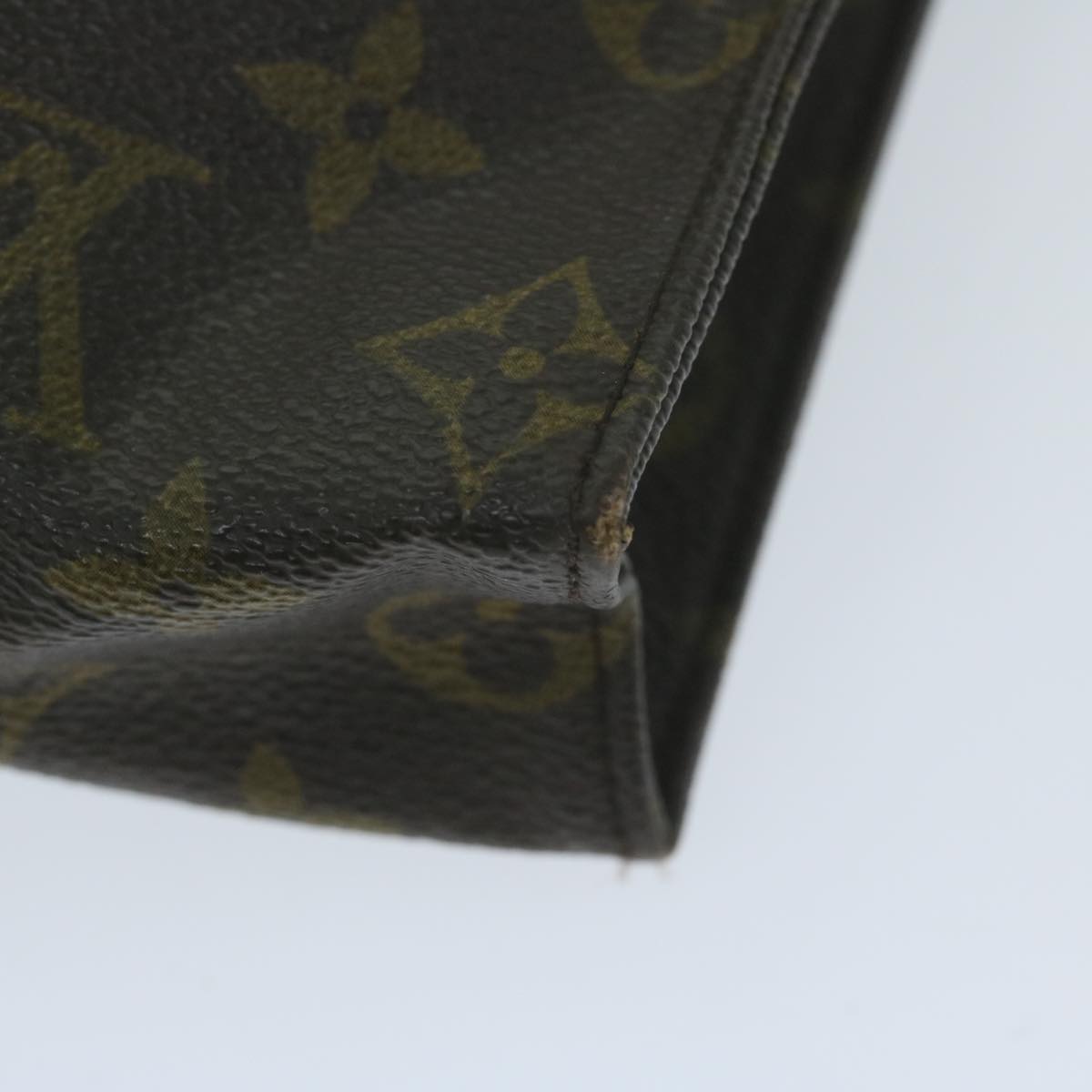 LOUIS VUITTON Monogram Poche Toilette 26 Pouch M47542 LV Auth yk10192