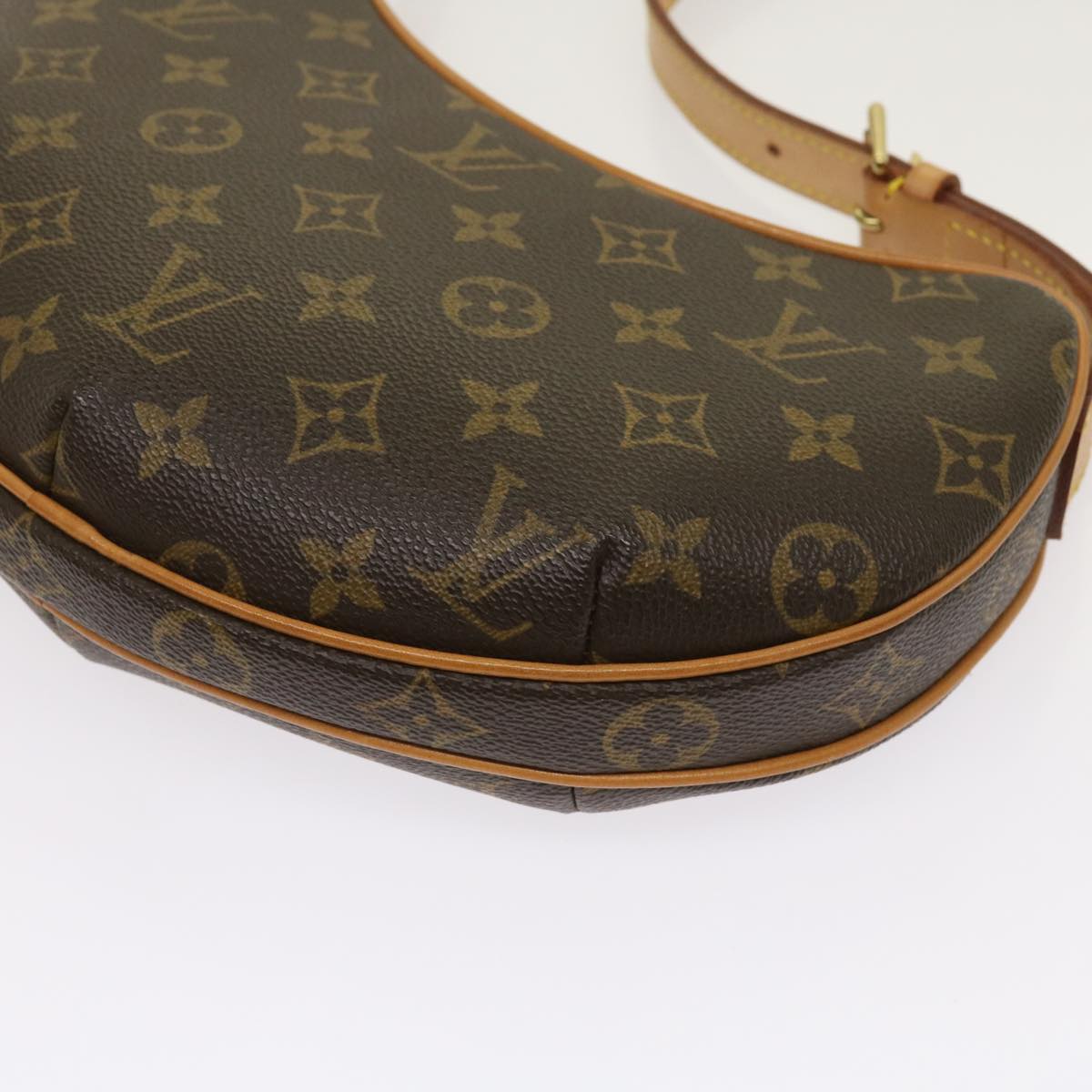 LOUIS VUITTON Monogram Pochette Croissant Shoulder Bag M51510 LV Auth yk10193A