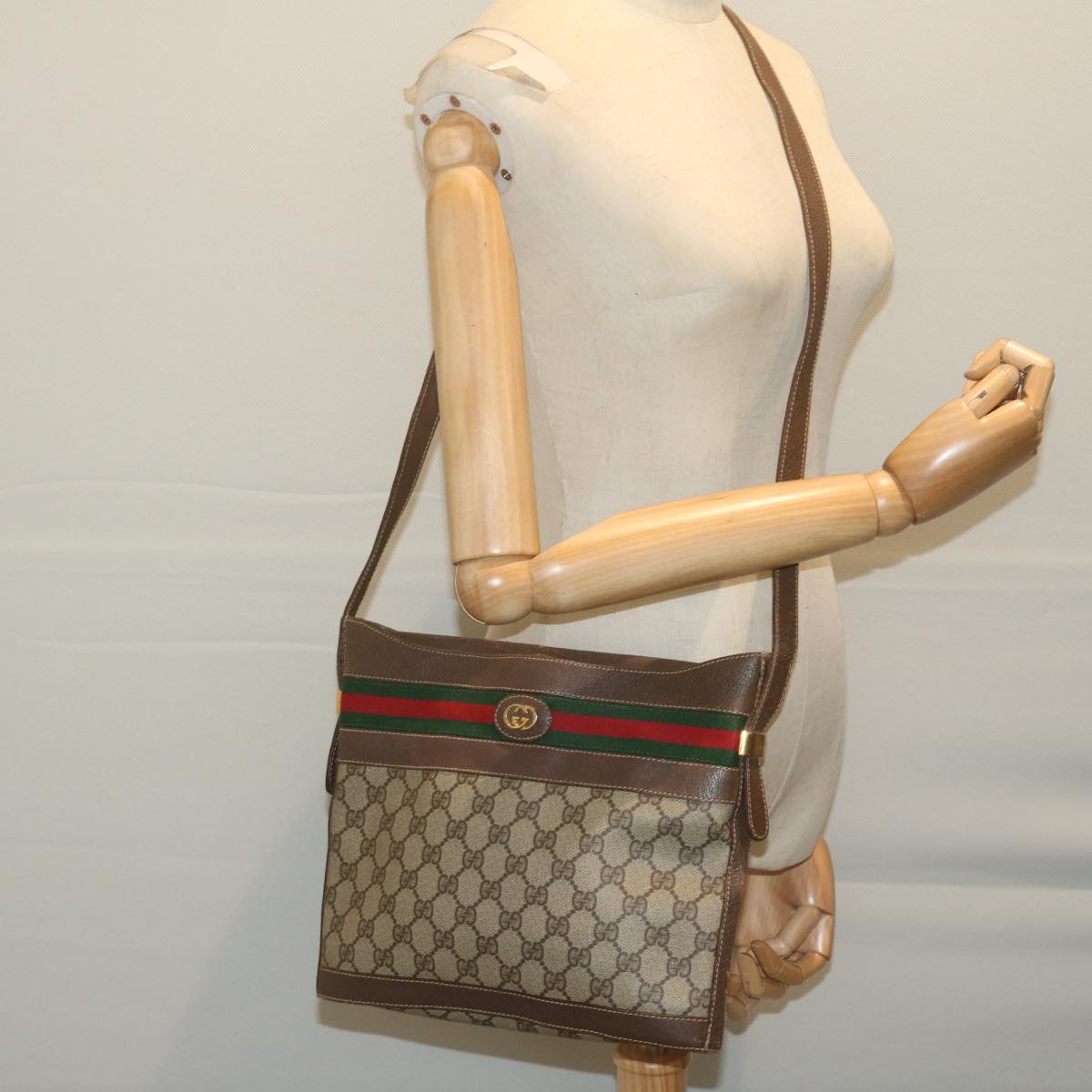 GUCCI GG Supreme Web Sherry Line Shoulder Bag Beige 001 110 0938 Auth yk10198