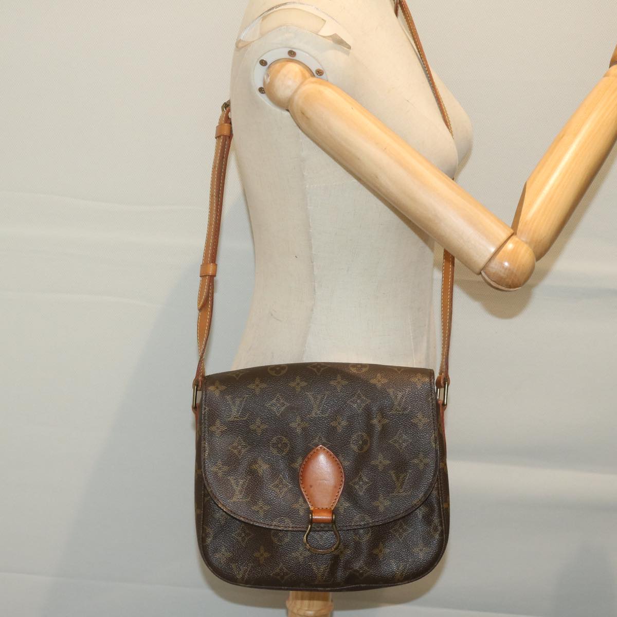 LOUIS VUITTON Monogram Saint Cloud GM Shoulder Bag M51242 LV Auth yk10250