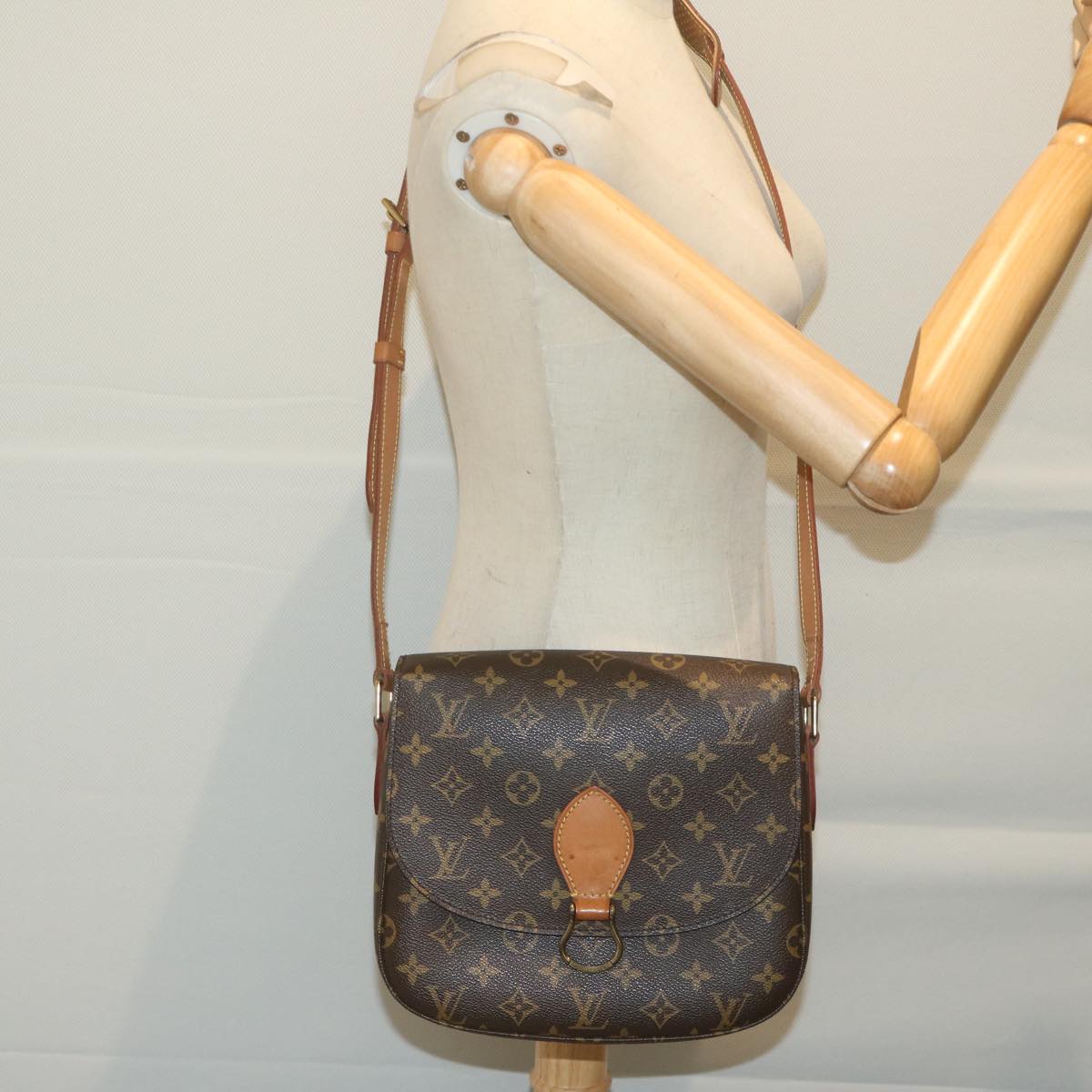 LOUIS VUITTON Monogram Saint Cloud GM Shoulder Bag M51242 LV Auth yk10255