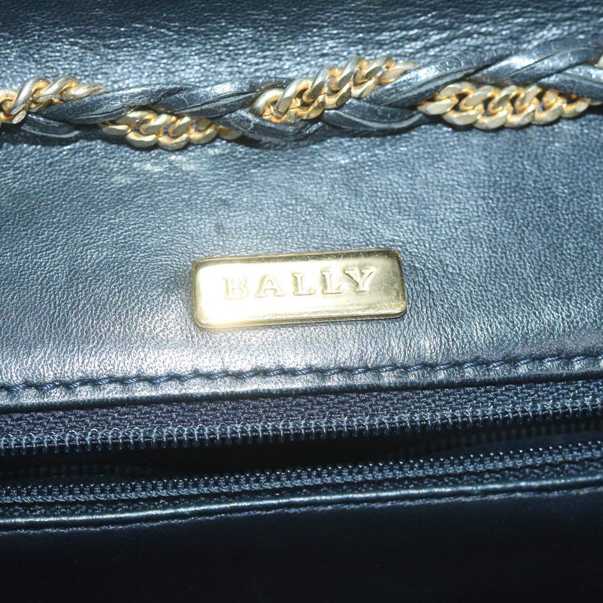 BALLY Quilted Shoulder Bag Leather Navy Auth yk10284