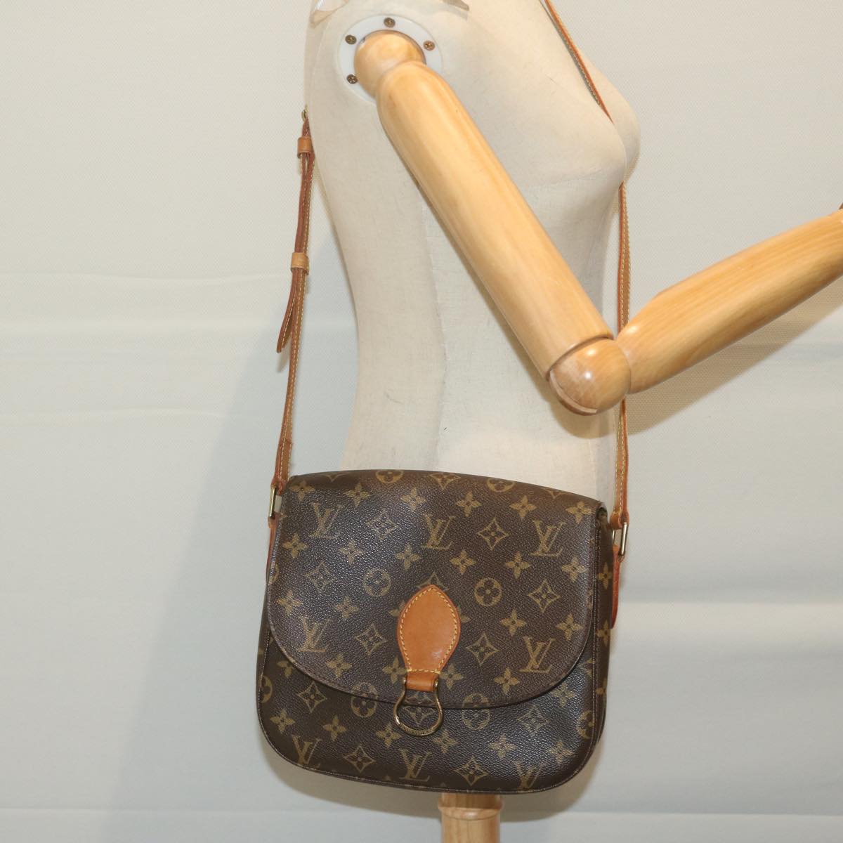 LOUIS VUITTON Monogram Saint Cloud GM Shoulder Bag M51242 LV Auth yk10290