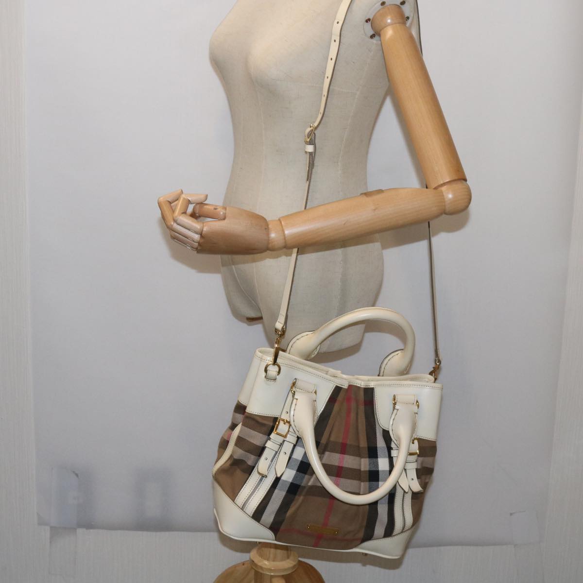 BURBERRY Nova Check Hand Bag Canvas 2way Beige Auth yk10406