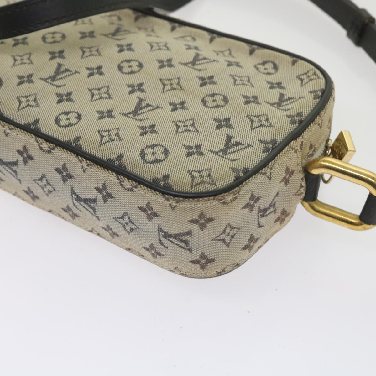 LOUIS VUITTON Monogram Mini Juliet MM Shoulder Bag Navy M92217 LV Auth yk10479