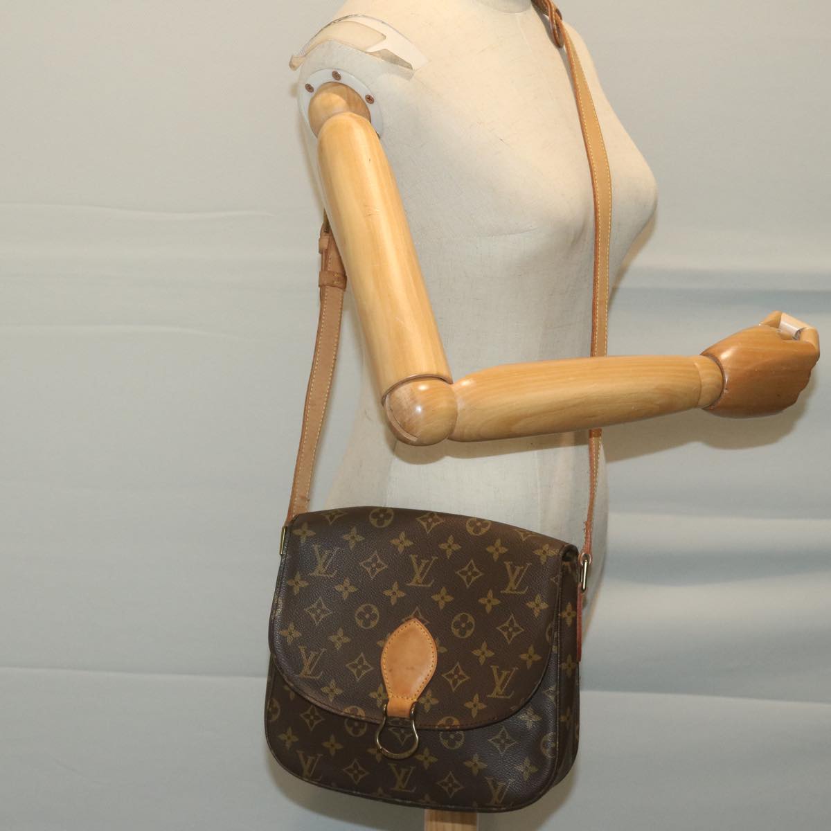 LOUIS VUITTON Monogram Saint Cloud GM Shoulder Bag M51242 LV Auth yk10581