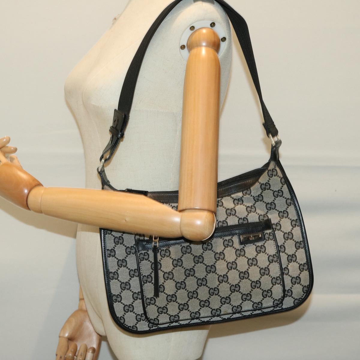 GUCCI GG Canvas Shoulder Bag Beige 001 4198 Auth yk10645