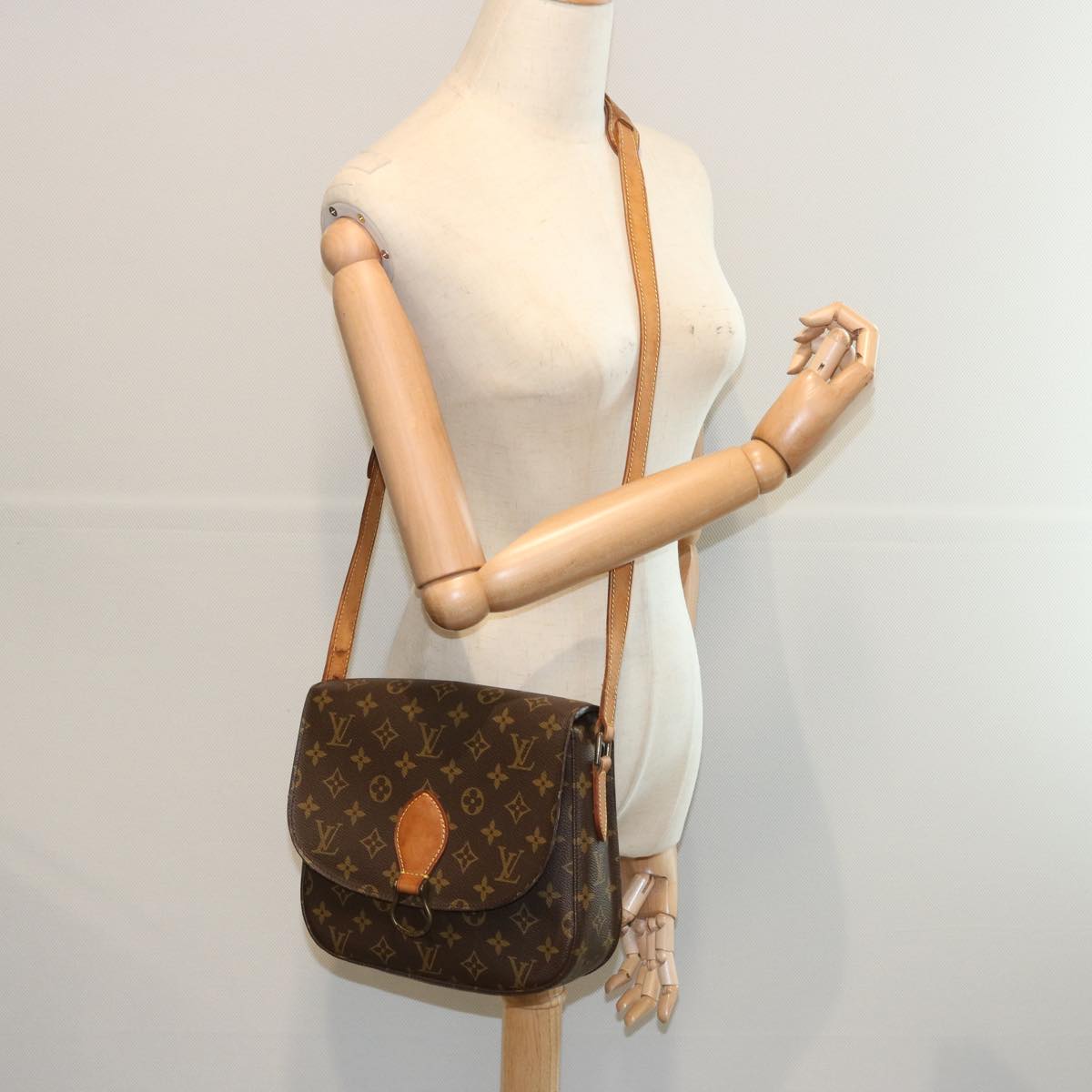 LOUIS VUITTON Monogram Saint Cloud GM Shoulder Bag M51242 LV Auth yk10719