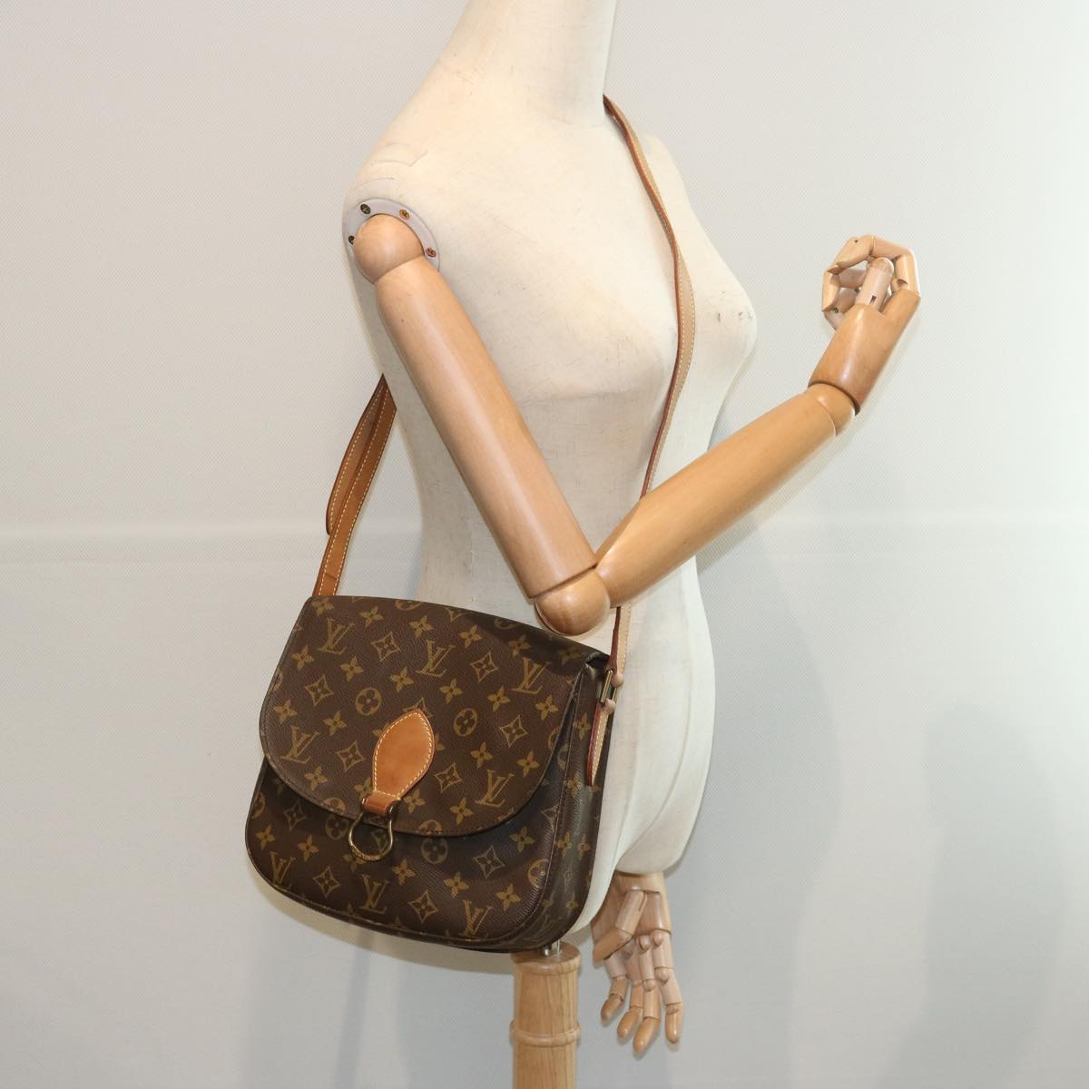 LOUIS VUITTON Monogram Saint Cloud GM Shoulder Bag M51242 LV Auth yk10729