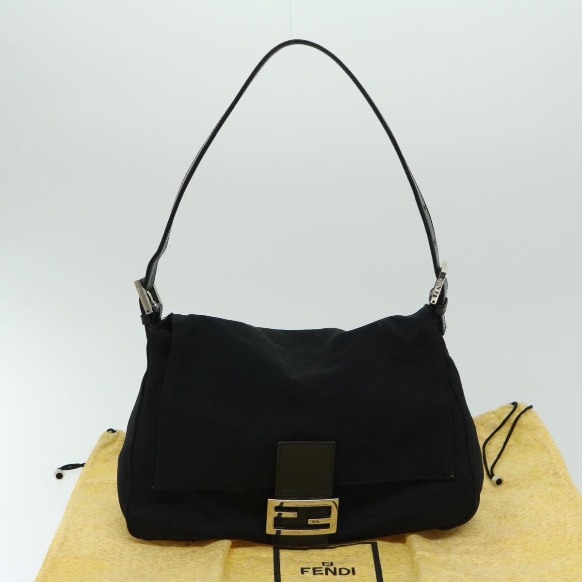 FENDI Mamma Baguette Shoulder Bag Nylon Black Auth yk10749