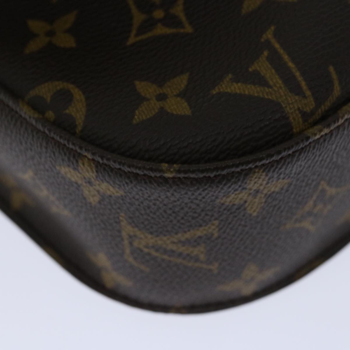 LOUIS VUITTON Monogram Saint Cloud GM Shoulder Bag M51242 LV Auth yk10836