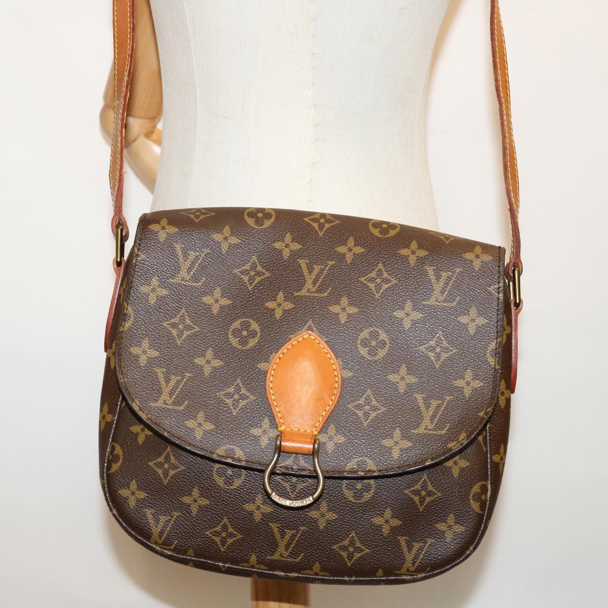 LOUIS VUITTON Monogram Saint Cloud GM Shoulder Bag M51242 LV Auth yk10838