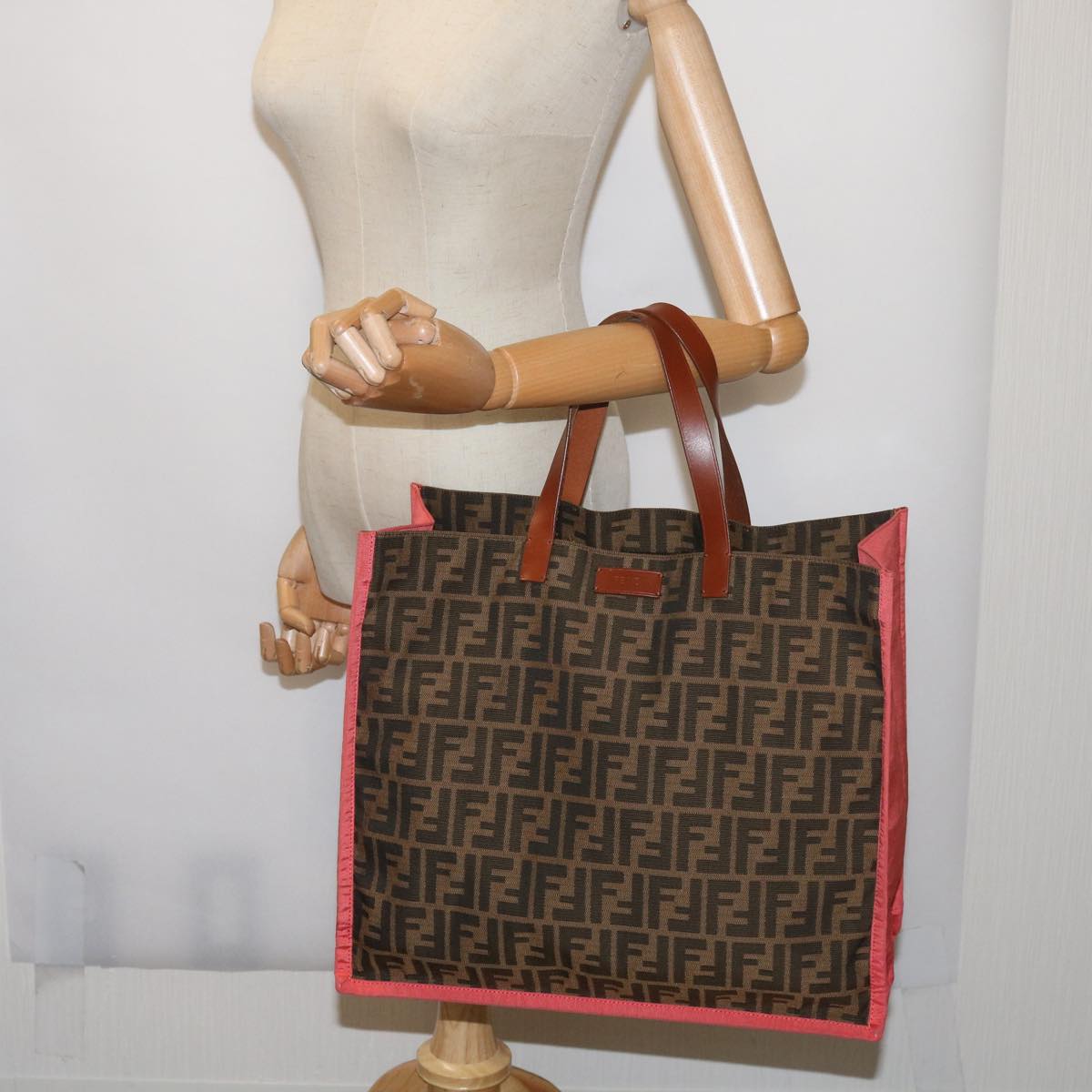 FENDI Zucca Canvas Tote Bag Black Brown Auth yk10891