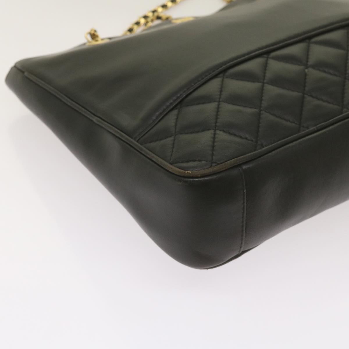 GIVENCHY Quilted Chain Shoulder Bag Leather Black Auth yk10895