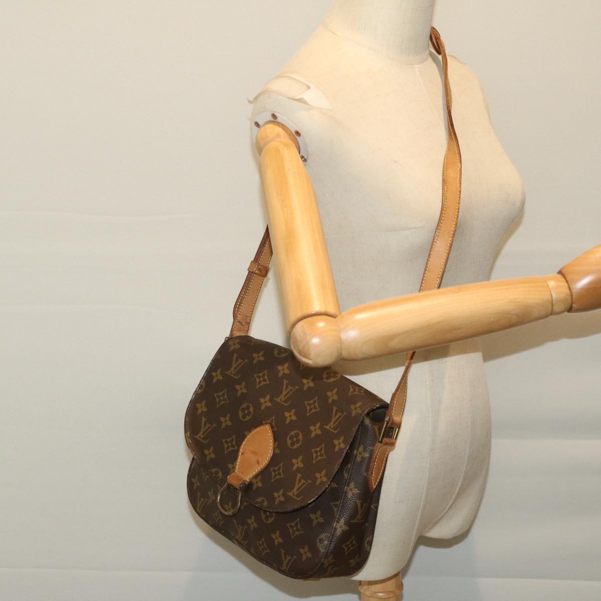 LOUIS VUITTON Monogram Saint Cloud GM Shoulder Bag M51242 LV Auth yk10912