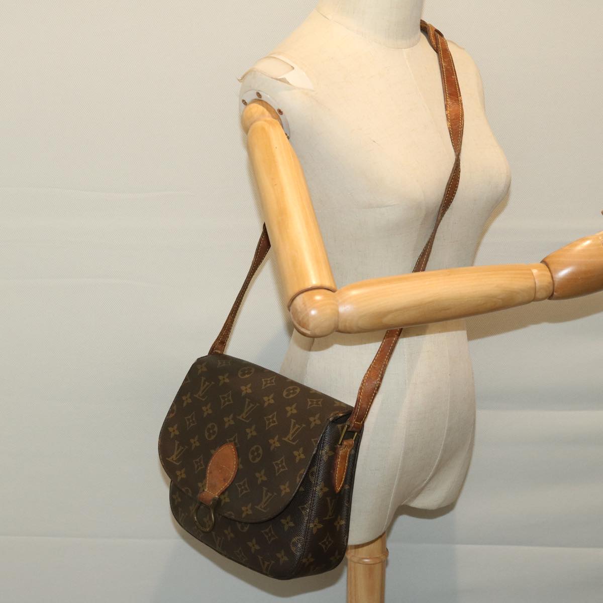 LOUIS VUITTON Monogram Saint Cloud GM Shoulder Bag M51242 LV Auth yk10914