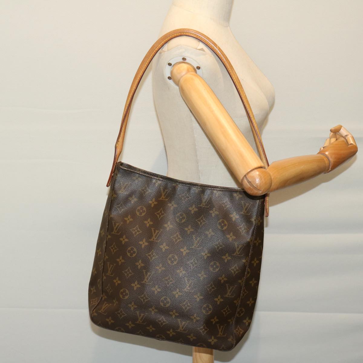 LOUIS VUITTON Monogram Looping GM Shoulder Bag M51145 LV Auth yk10939