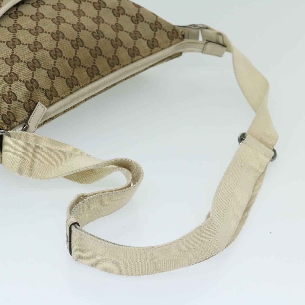 GUCCI GG Canvas Shoulder Bag Beige 145857 Auth yk10945