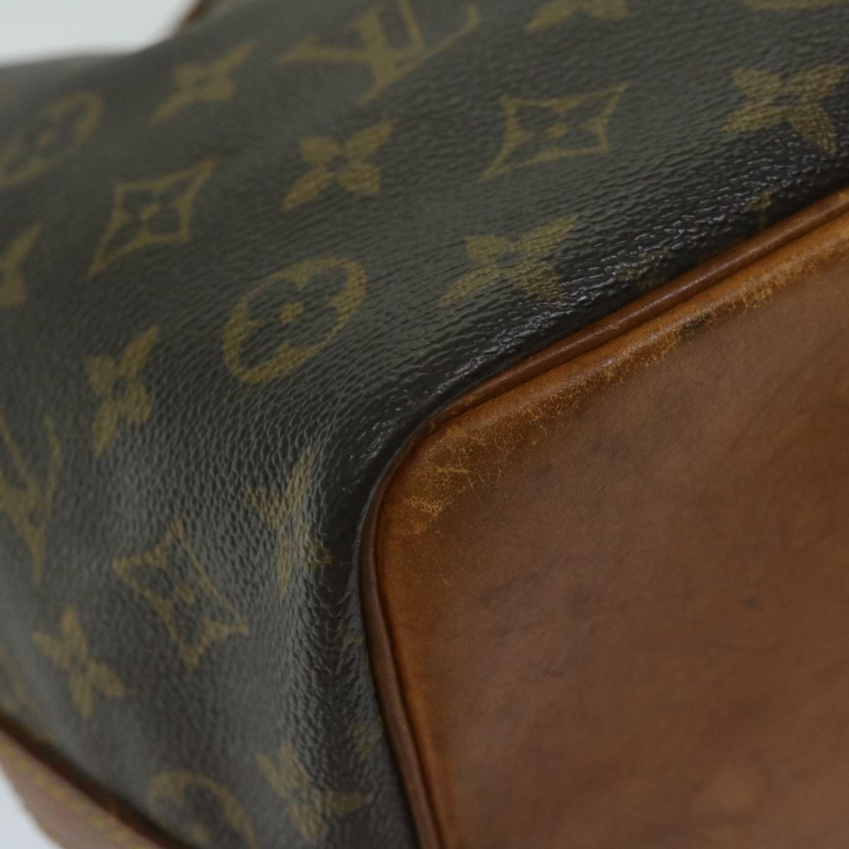 LOUIS VUITTON Monogram Petit Noe Shoulder Bag M42226 LV Auth yk11003