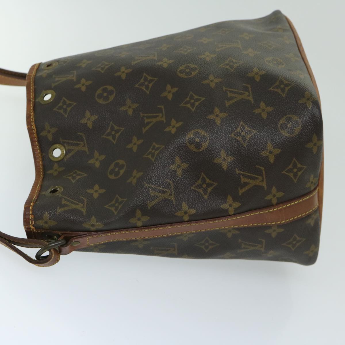 LOUIS VUITTON Monogram Petit Noe Shoulder Bag M42226 LV Auth yk11003