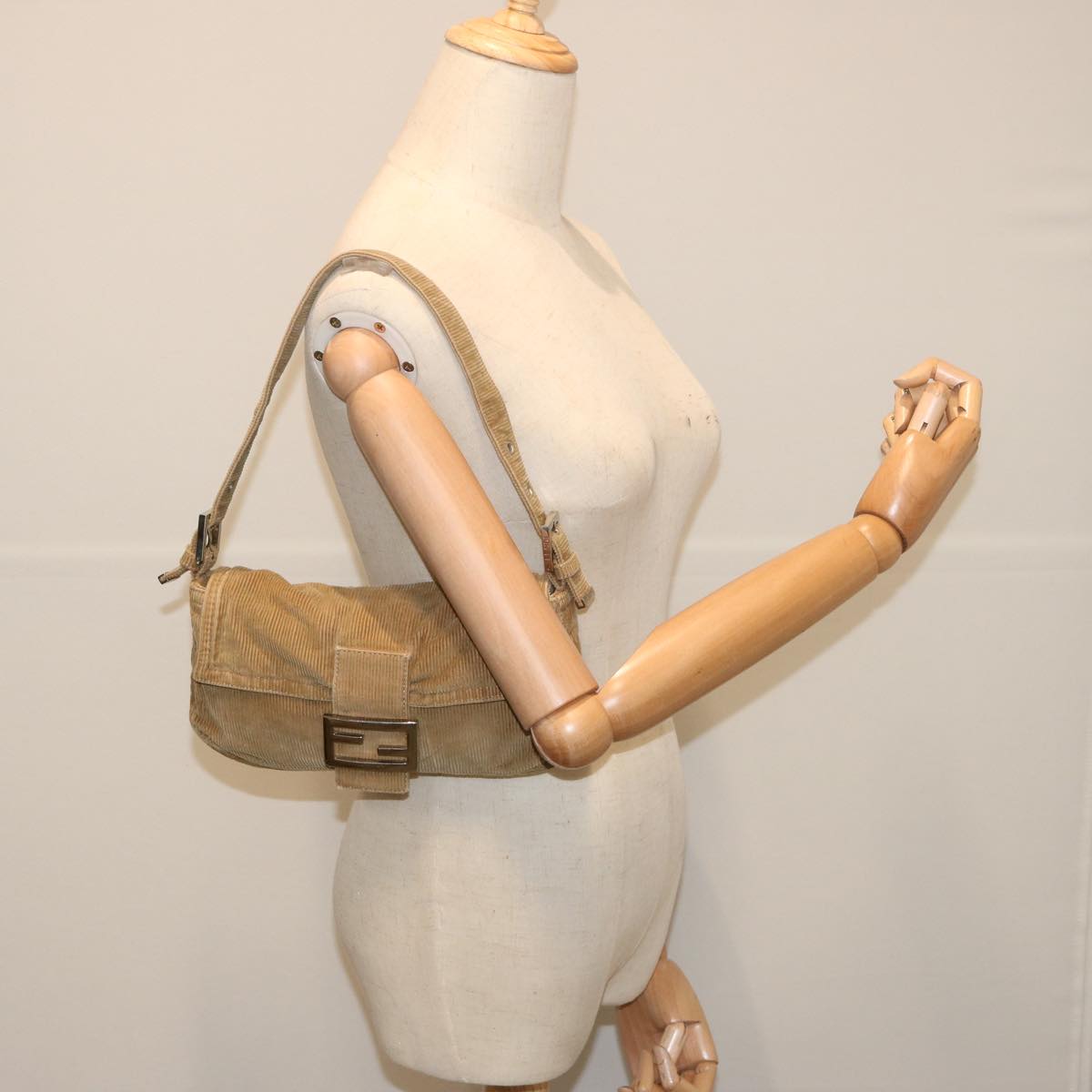 FENDI Mamma Baguette Shoulder Bag Corduroy Brown Auth yk11013