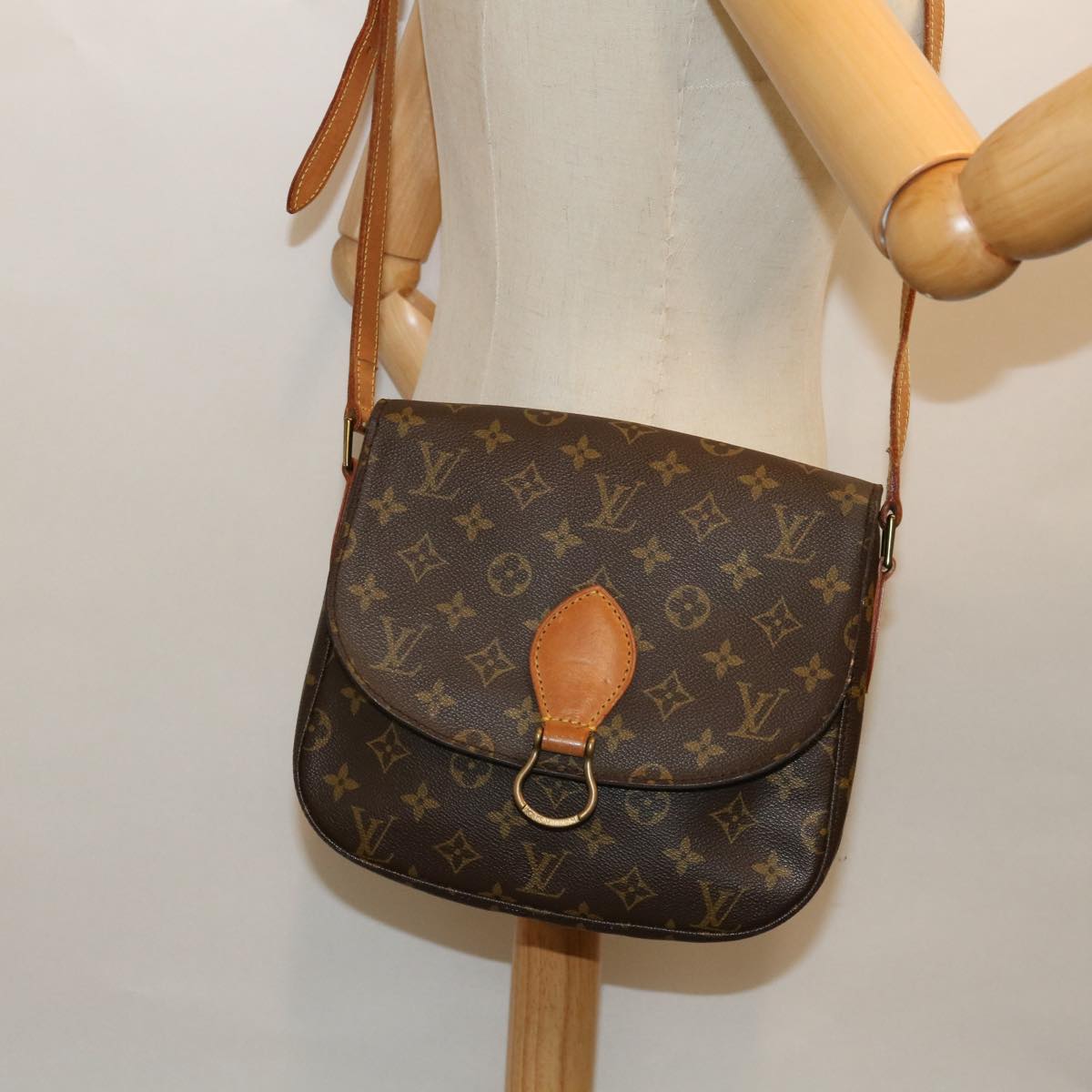 LOUIS VUITTON Monogram Saint Cloud GM Shoulder Bag M51242 LV Auth yk11160