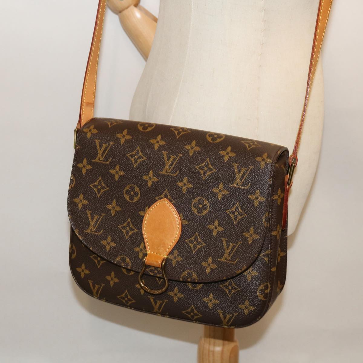 LOUIS VUITTON Monogram Saint Cloud GM Shoulder Bag M51242 LV Auth yk11183