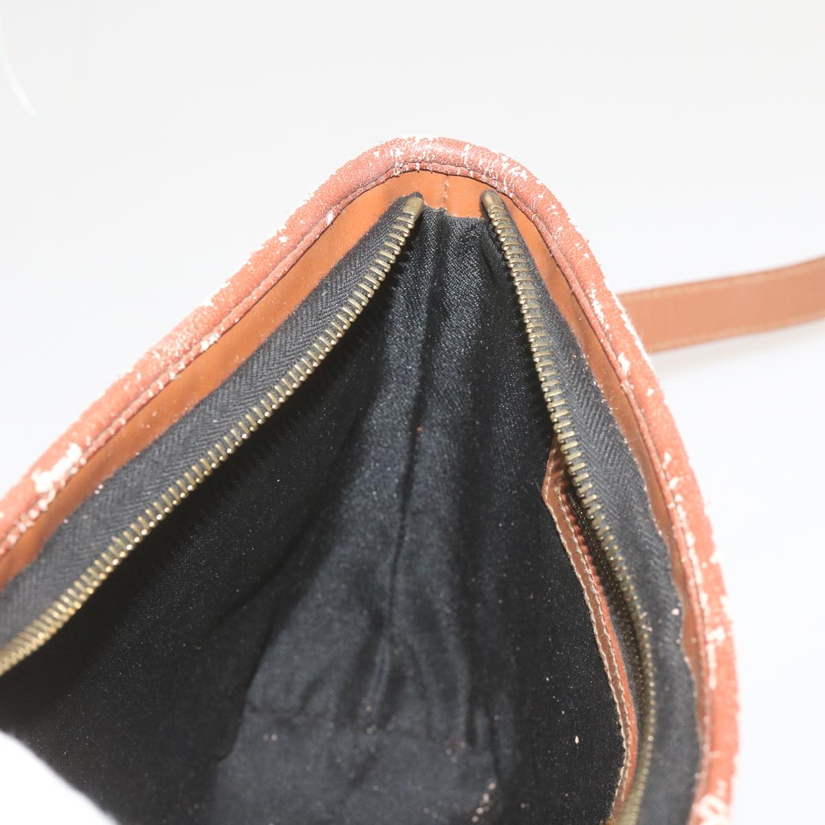 FENDI Pecan Canvas Shoulder Bag Brown Black Auth yk11276