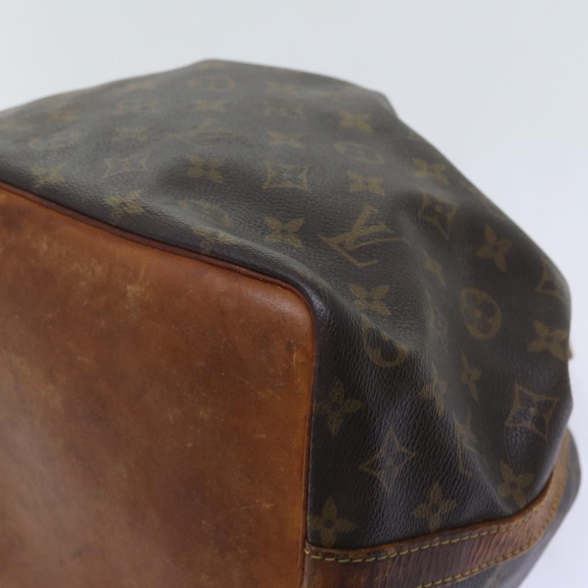 LOUIS VUITTON Monogram Petit Noe Shoulder Bag M42226 LV Auth yk11305