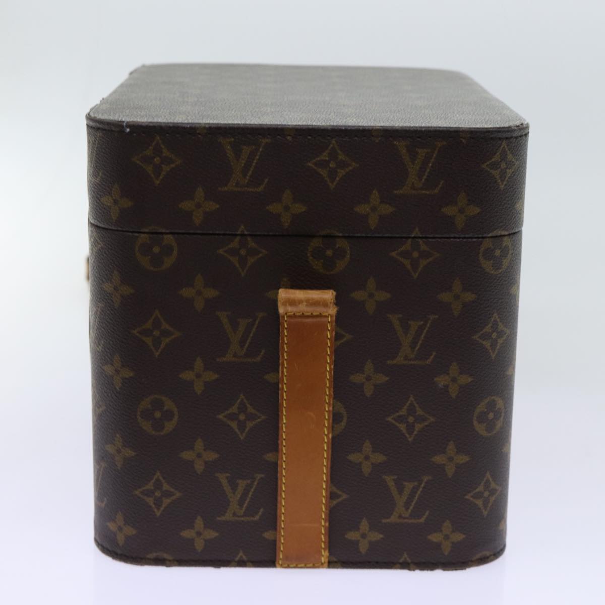 LOUIS VUITTON Monogram Train Case Jewelry Box M23820 LV Auth yk11385