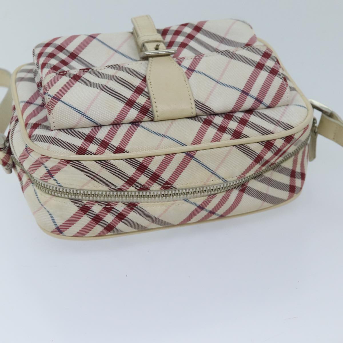 BURBERRY Nova Check Blue Label Shoulder Bag Nylon Red Auth yk11525