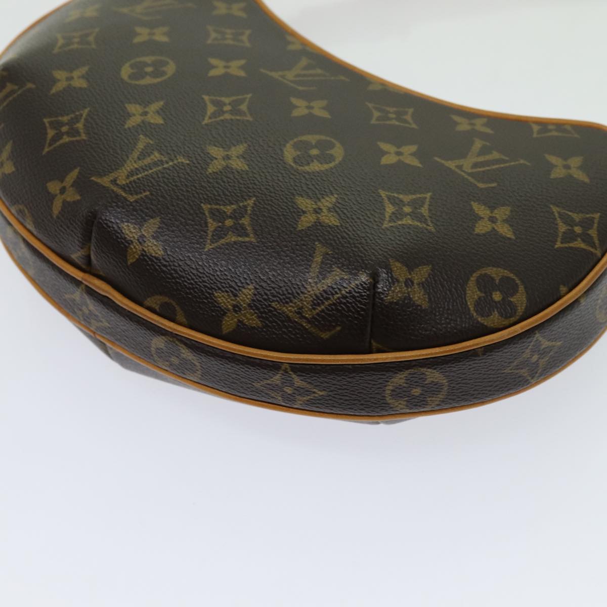 LOUIS VUITTON Monogram Pochette Croissant Shoulder Bag M51510 LV Auth yk11546A