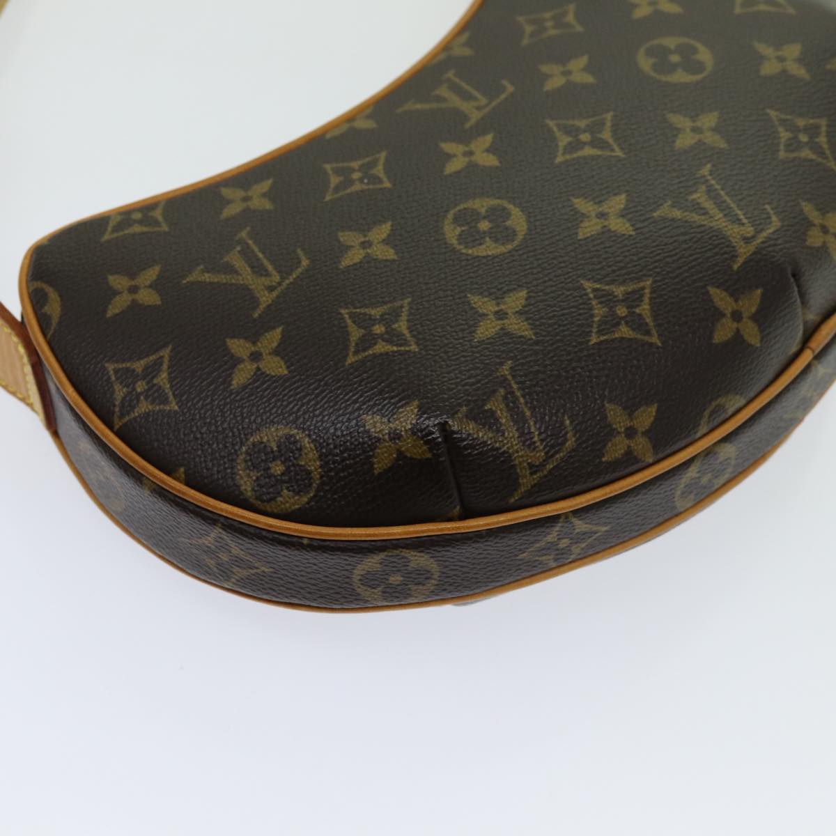 LOUIS VUITTON Monogram Pochette Croissant Shoulder Bag M51510 LV Auth yk11546A