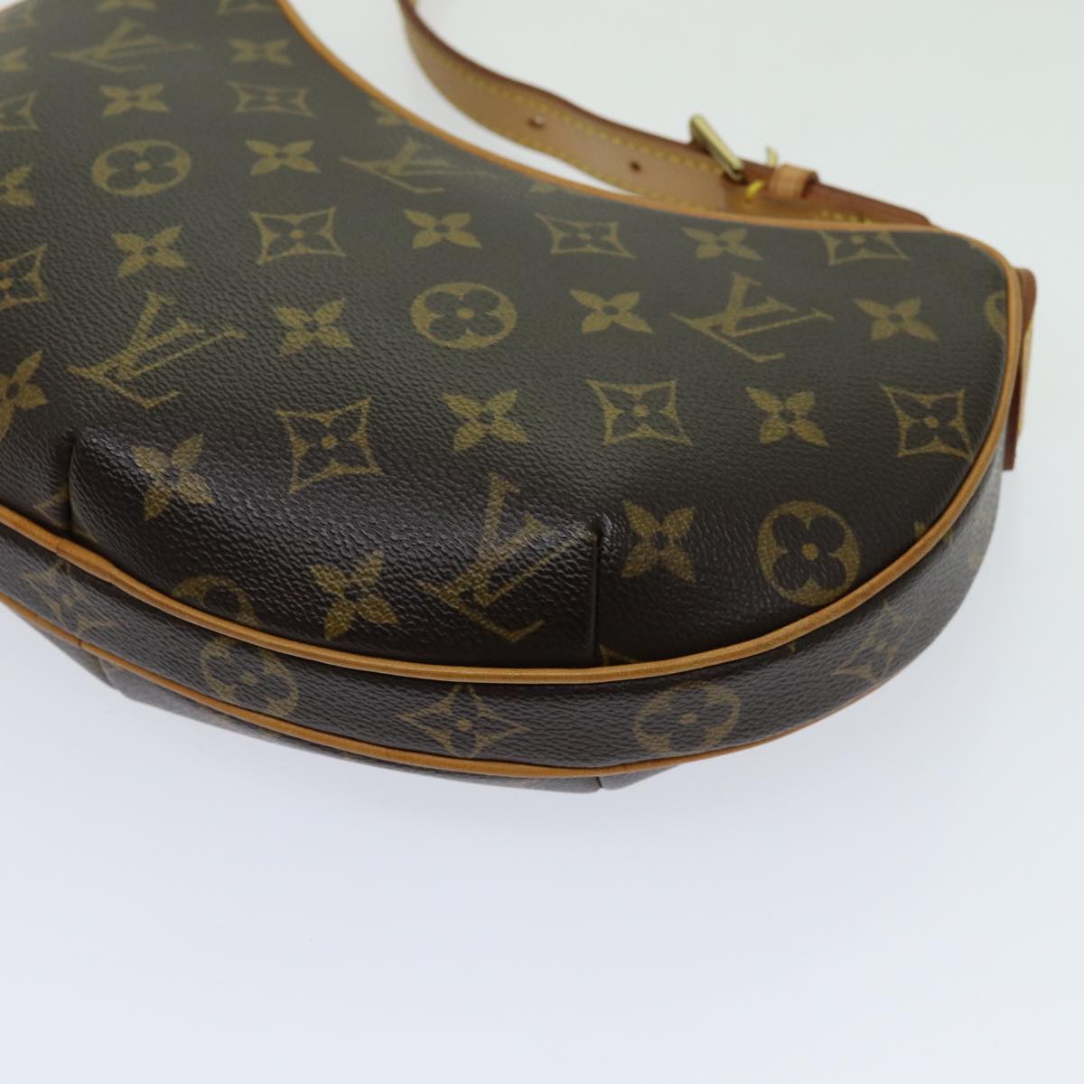 LOUIS VUITTON Monogram Pochette Croissant Shoulder Bag M51510 LV Auth yk11546A