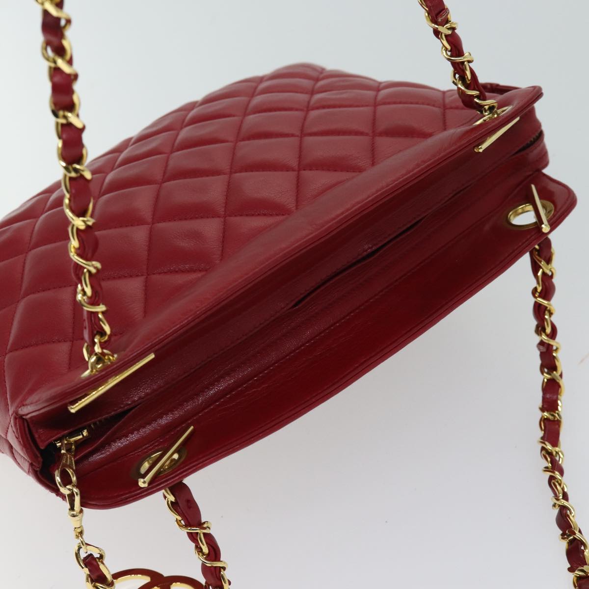 CHANEL Matelasse Chain Shoulder Bag Leather Red CC Auth yk11662