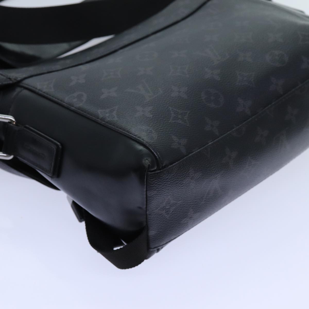 LOUIS VUITTON Monogram Eclipse Messenger Voyage PM Bag M40511 LV Auth yk11672