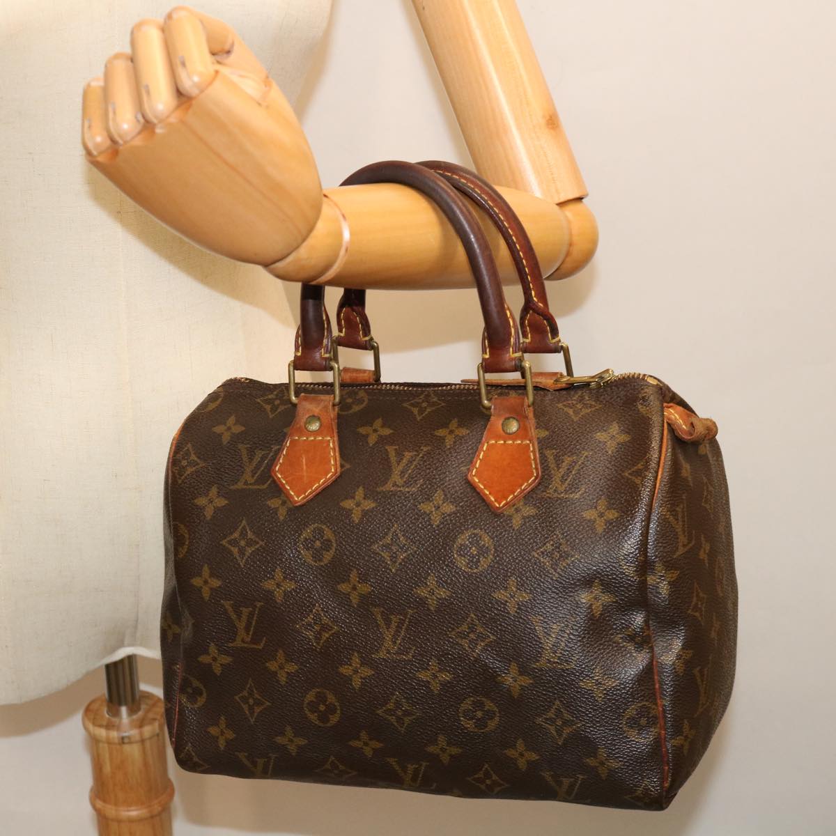 LOUIS VUITTON Monogram Speedy 25 Hand Bag M41528 LV Auth yk11818