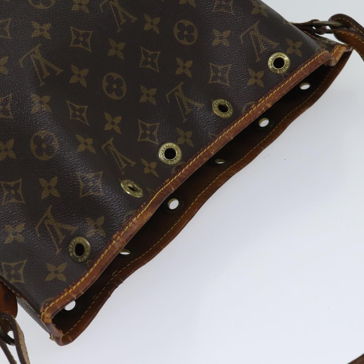 LOUIS VUITTON Monogram Petit Noe Shoulder Bag M42226 LV Auth yk11918