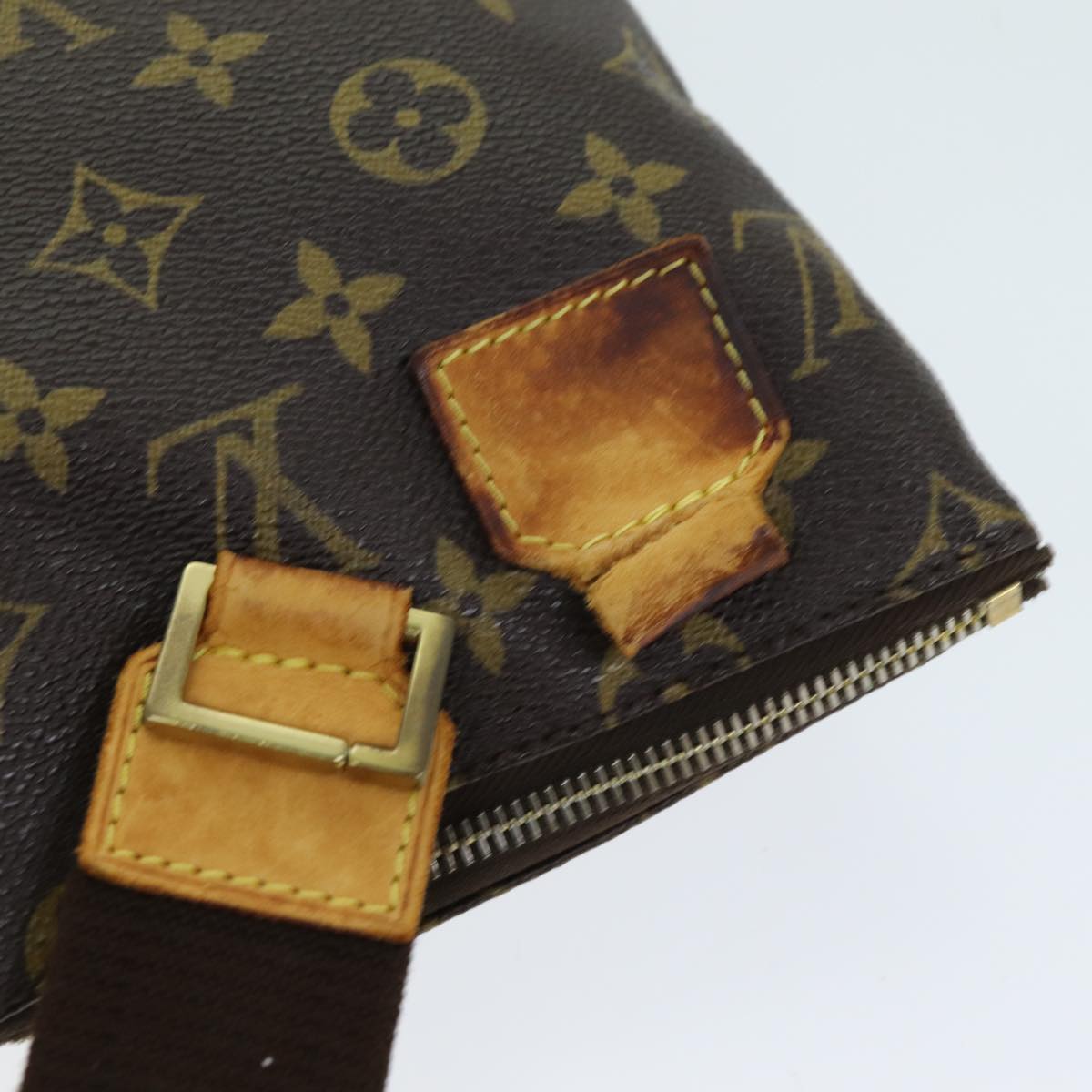 LOUIS VUITTON Monogram Pochette Bosphore Shoulder Bag M40044 LV Auth yk12100