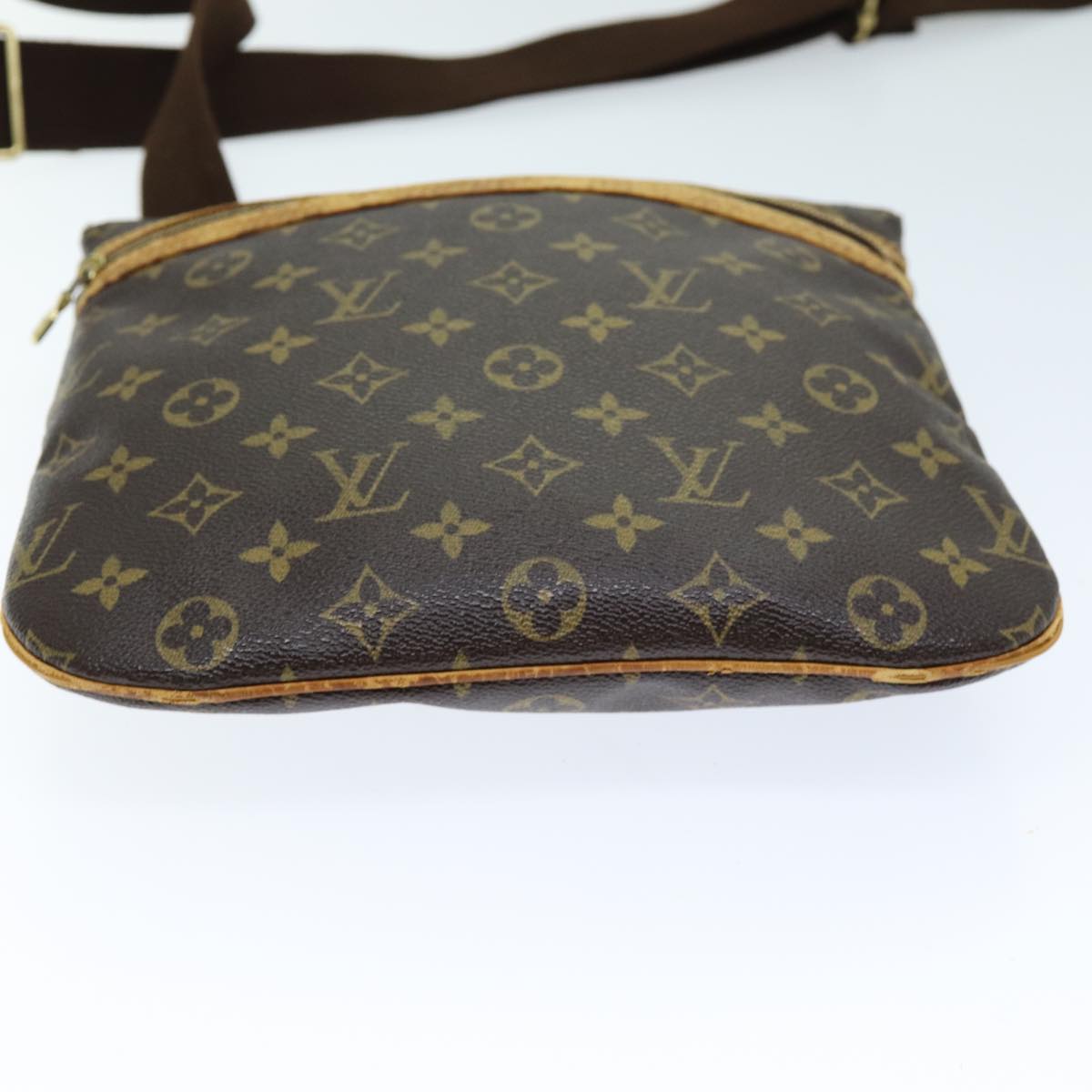 LOUIS VUITTON Monogram Pochette Bosphore Shoulder Bag M40044 LV Auth yk12100