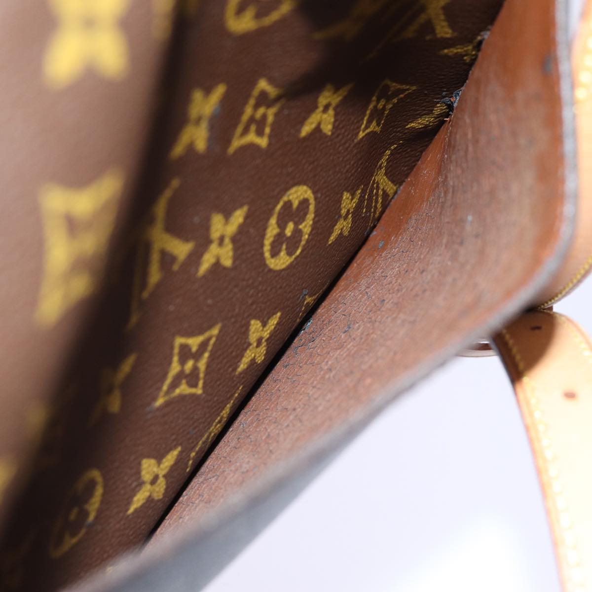 LOUIS VUITTON Monogram Saint Cloud GM Shoulder Bag M51242 LV Auth yk12124