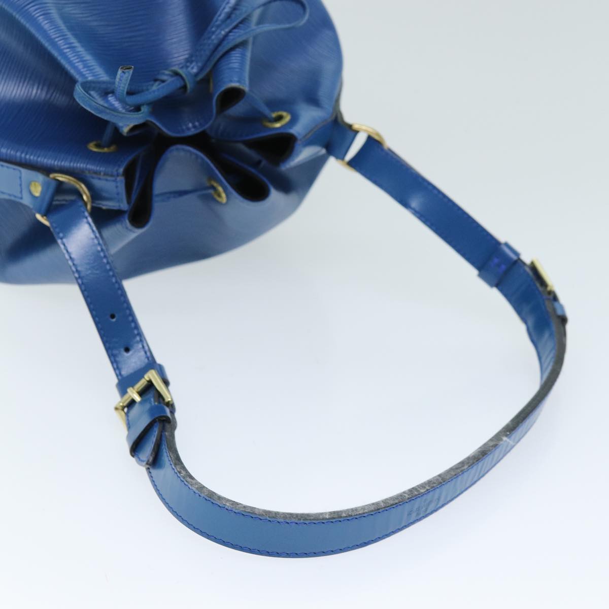 LOUIS VUITTON Epi Petit Noe Shoulder Bag Blue M44105 LV Auth yk12189