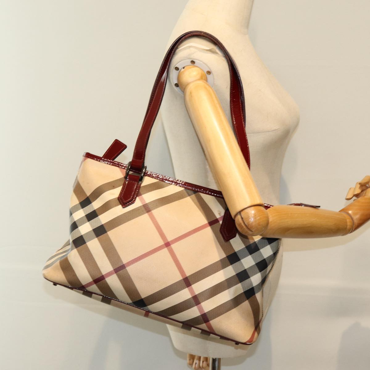 BURBERRY Nova Check Shoulder Bag Coated Canvas Beige Auth yk12191