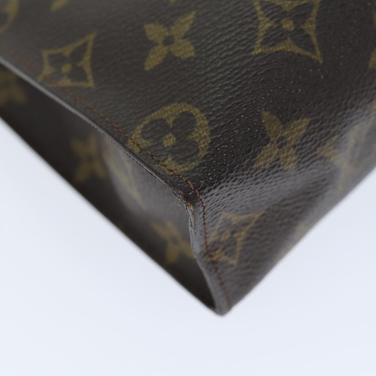 LOUIS VUITTON Monogram Poche Toilette 26 Pouch M47542 LV Auth yk12361