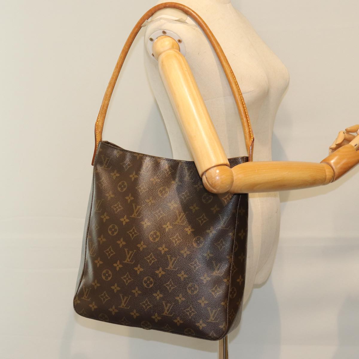 LOUIS VUITTON Monogram Looping GM Shoulder Bag M51145 LV Auth yk12364