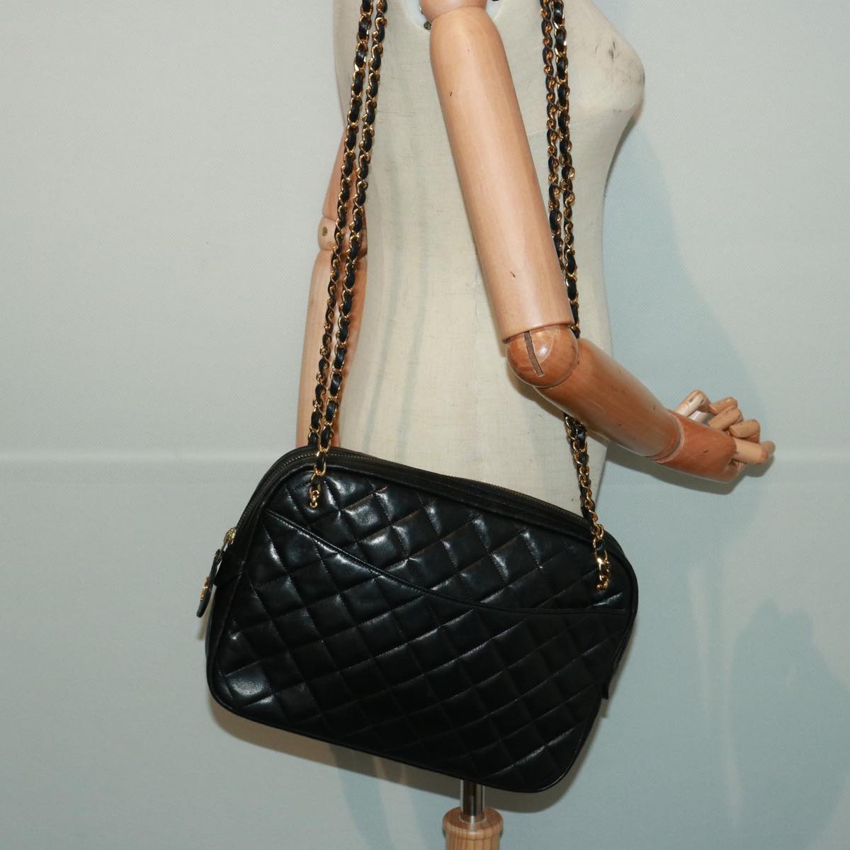 CHANEL Matelasse Chain Shoulder Bag Lamb Skin Black CC Auth yk12436