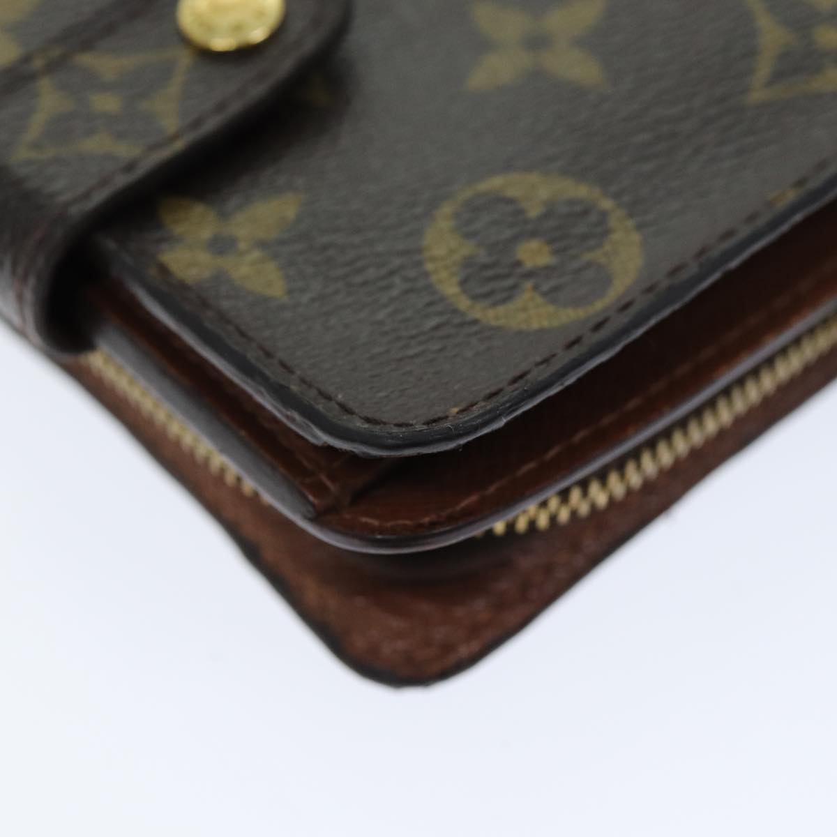 LOUIS VUITTON Monogram Compact Zip Wallet M61667 LV Auth yk12569