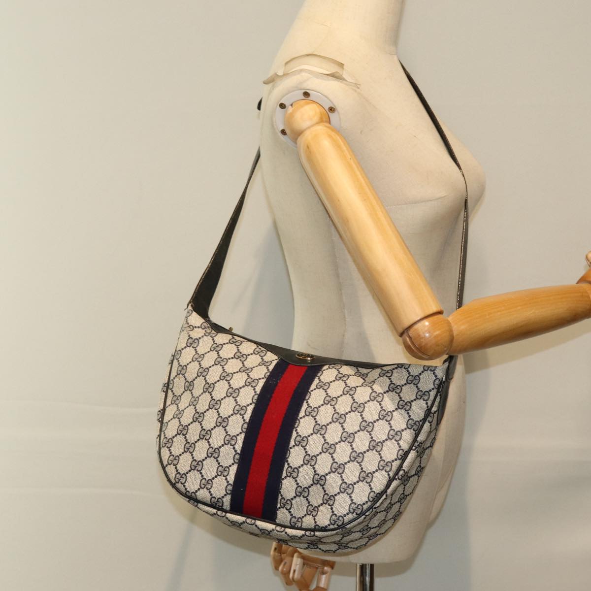 GUCCI GG Supreme Sherry Line Shoulder Bag PVC Navy Red 10 2 3840 Auth yk12637